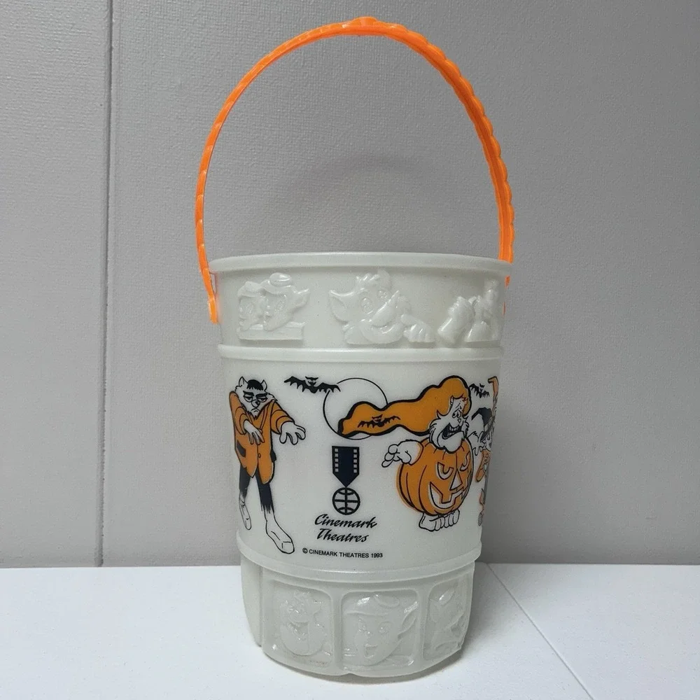 VTG 1993 Cinemark Theatres Popcorn Bucket Halloween Theme Candy Glow In Dark